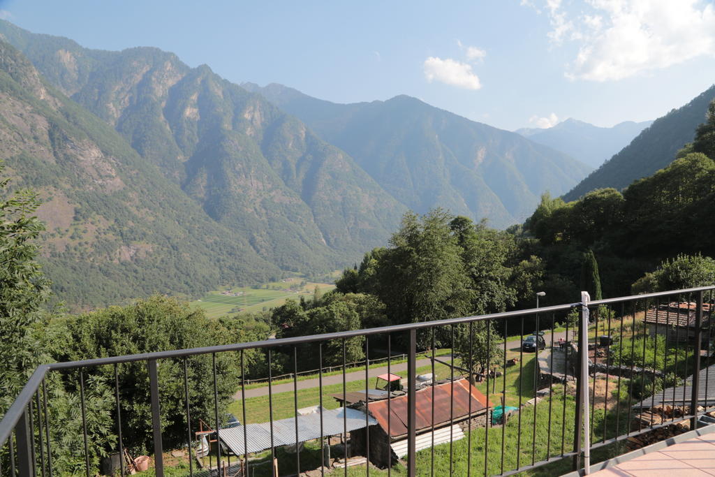 Casa Flora Daire Verdabbio Oda fotoğraf